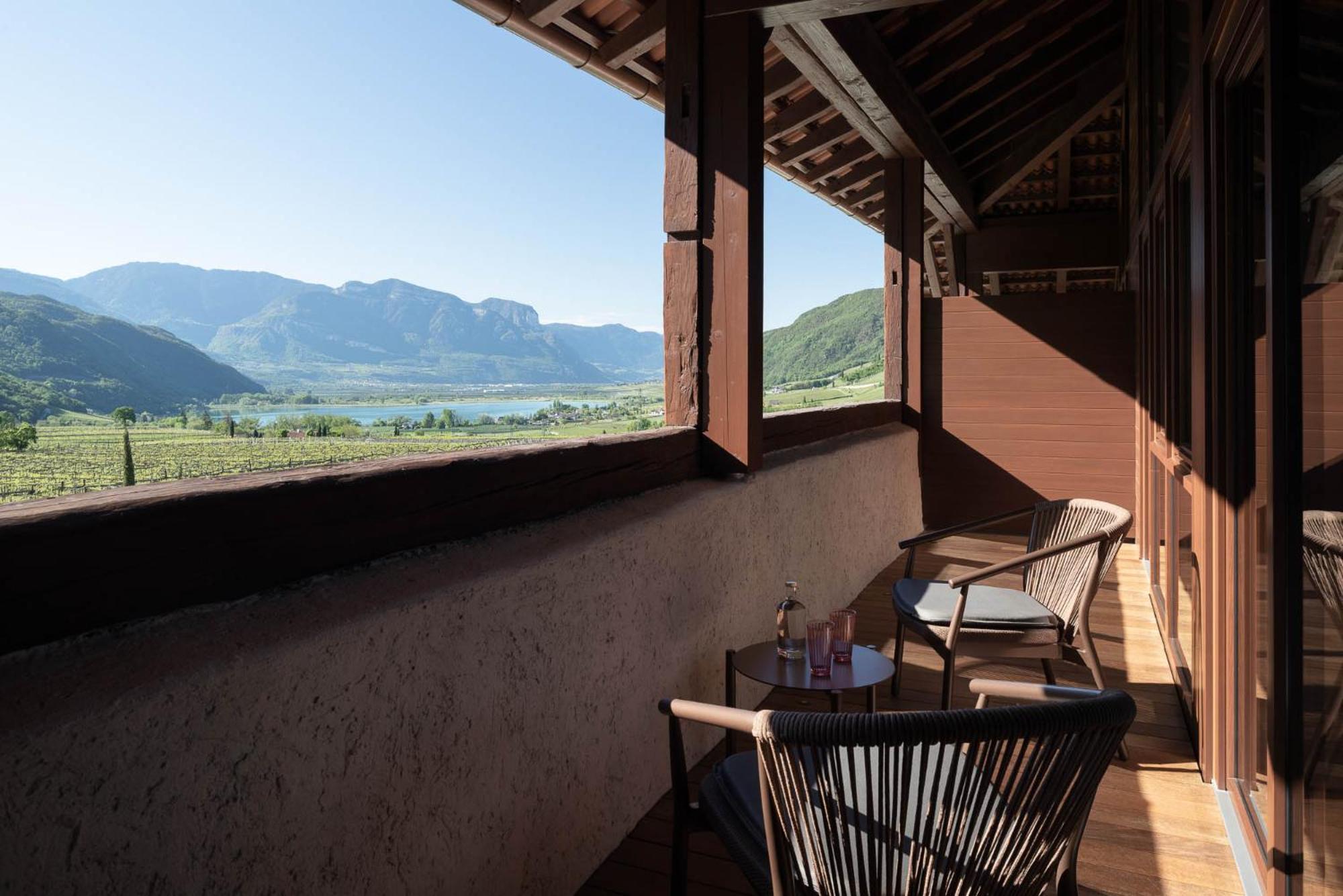 Ansitz Battisti Suites (Adults Only) Caldaro Room photo
